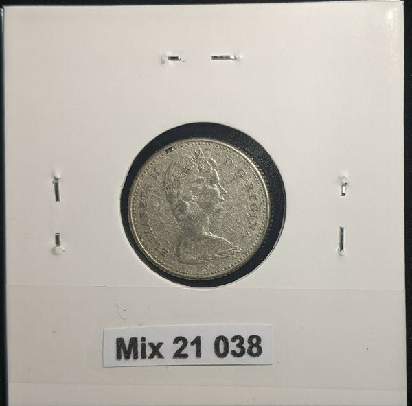 Canada 1965 10 Cents KM# 51 Scratches #038
