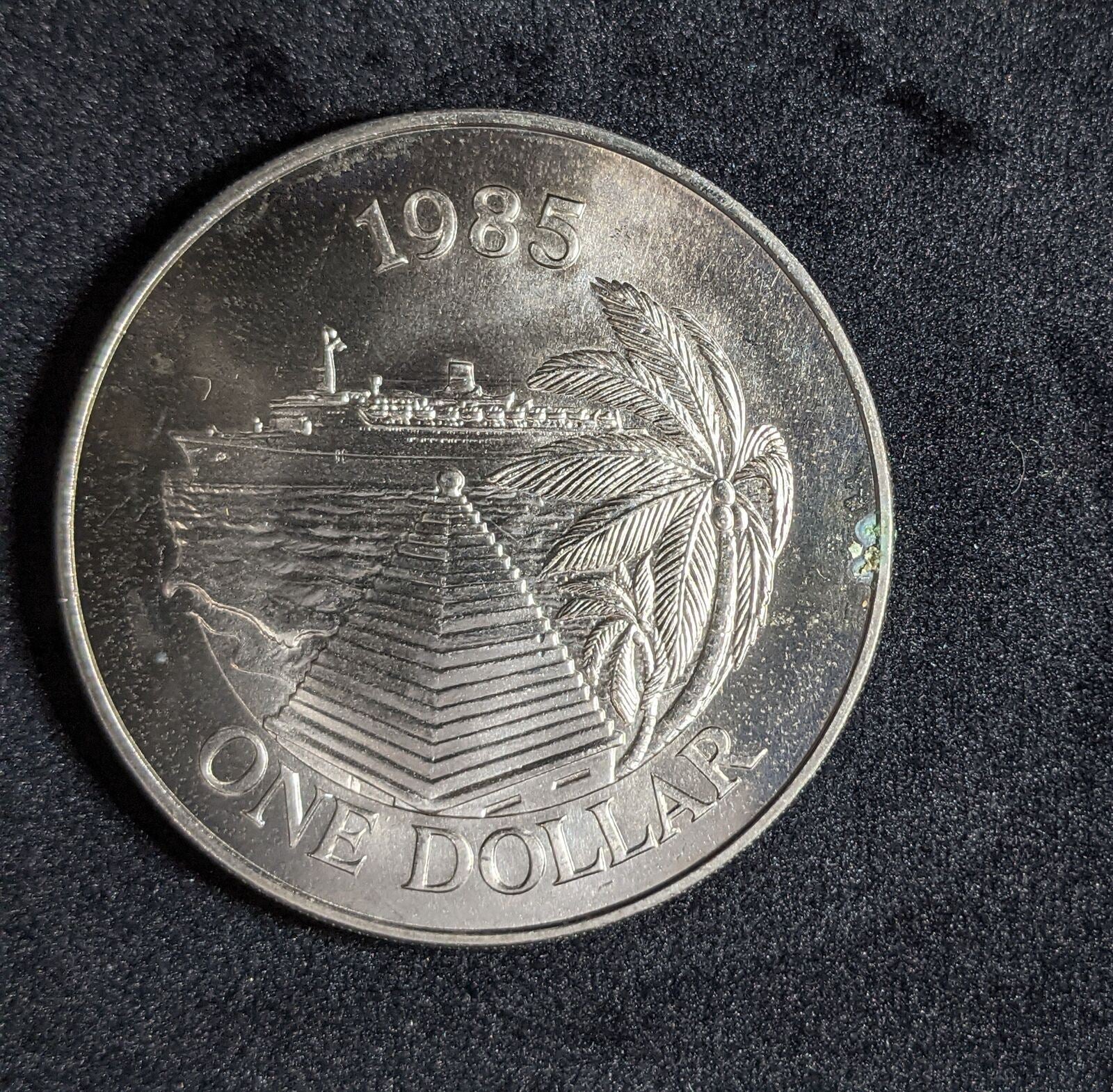 Bermuda 1985 Dollar KM# 43 Corroded Spot #111 #27A